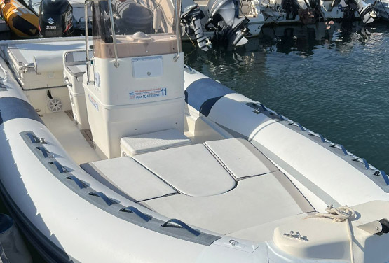 bwa-750-america-prua-noleggio-affitto-circeo-pontine